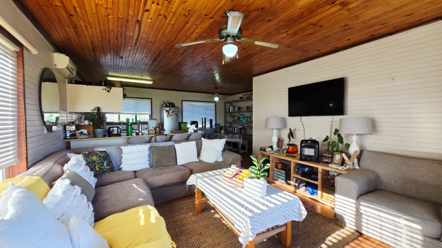 5 Bedroom Property for Sale in Sedgefield Central Western Cape
